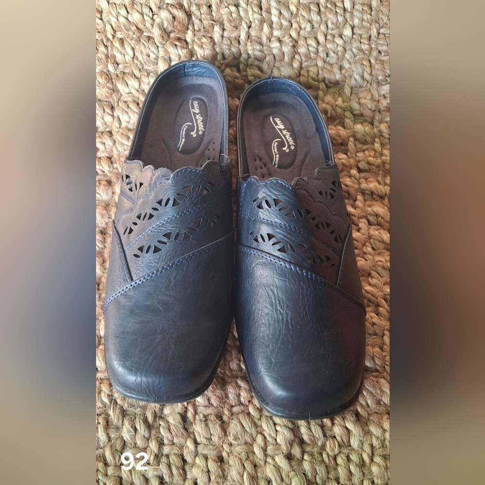 Easy Street Women's Forever Slip-On Faux Leather Mule Shoes Size 10 (New Navy)